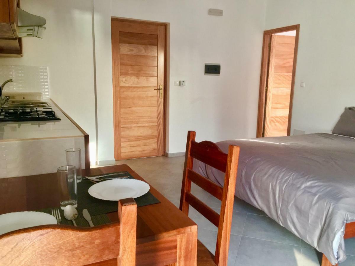 سانتا ماريا Surfzone Beachside Apartments المظهر الخارجي الصورة