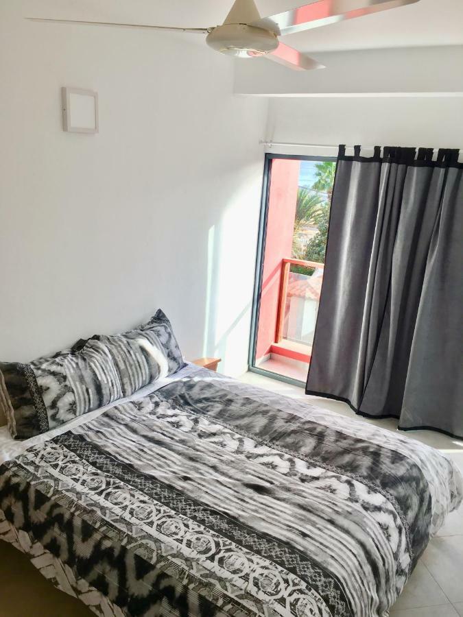 سانتا ماريا Surfzone Beachside Apartments المظهر الخارجي الصورة